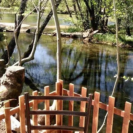 Charming House With And Mountain Views In Rendufe