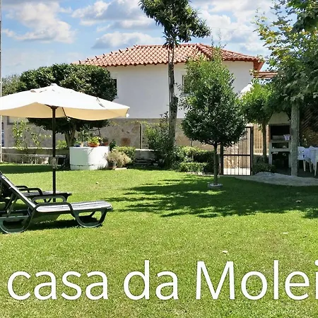 בית נופש Charming House With And Mountain Views In *