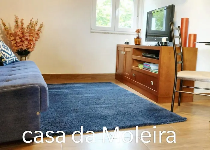 Charming House With And Mountain Views In