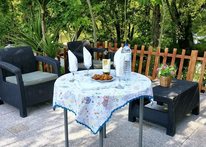 Charming House With And Mountain Views In * Rendufe